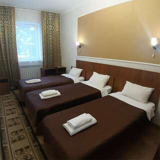 Гостиница Уют Внуково Стандартный номер с кроватью размера "queen-size"-2